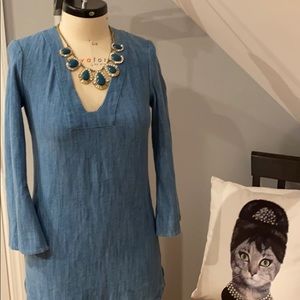 J crew necklace with blue stone droplets